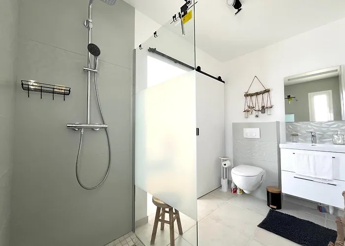 Maison Chez Les 4 M Lamarque